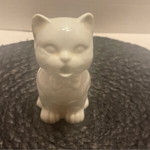 White Ceramic Cat creamer